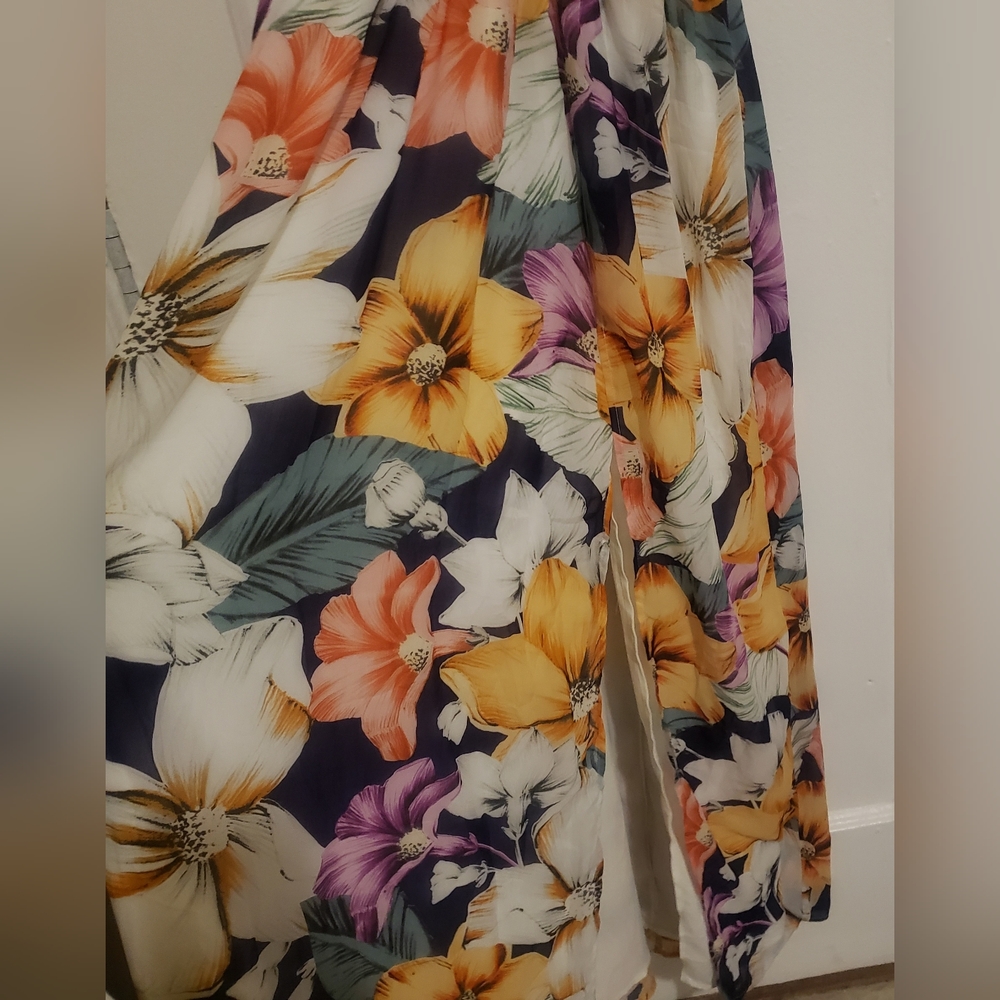 Miss Me Strappy long Floral Maxi Dress ,size small ,NWT - Picture 7 of 7